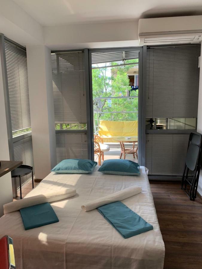 Lilia 3 Self-Check In Apartment With Hot Water Despite Prevention In The Neighborhood, Food And Drink Shop Open Until 10 Pm And Free Parking Area Next Ot 24 Hours Food And Drink Shop And Free Parking Area Sofia Luaran gambar