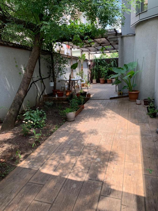 Lilia 3 Self-Check In Apartment With Hot Water Despite Prevention In The Neighborhood, Food And Drink Shop Open Until 10 Pm And Free Parking Area Next Ot 24 Hours Food And Drink Shop And Free Parking Area Sofia Luaran gambar